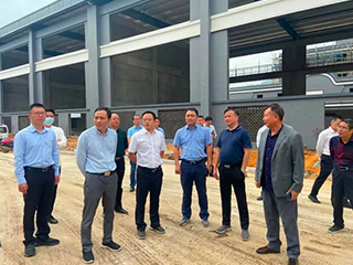 建甌市委書記周靖、市長吳偉帶隊到雙龍戲珠白酒擴建項目現(xiàn)場開展調研活動